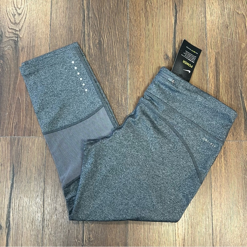 🆕 Nike Women's Epic Run Tight Fit Black Crop Pants in Gray SZ XL